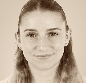 Dinah Pauls, Diplom-Juristin & Legal Researcher